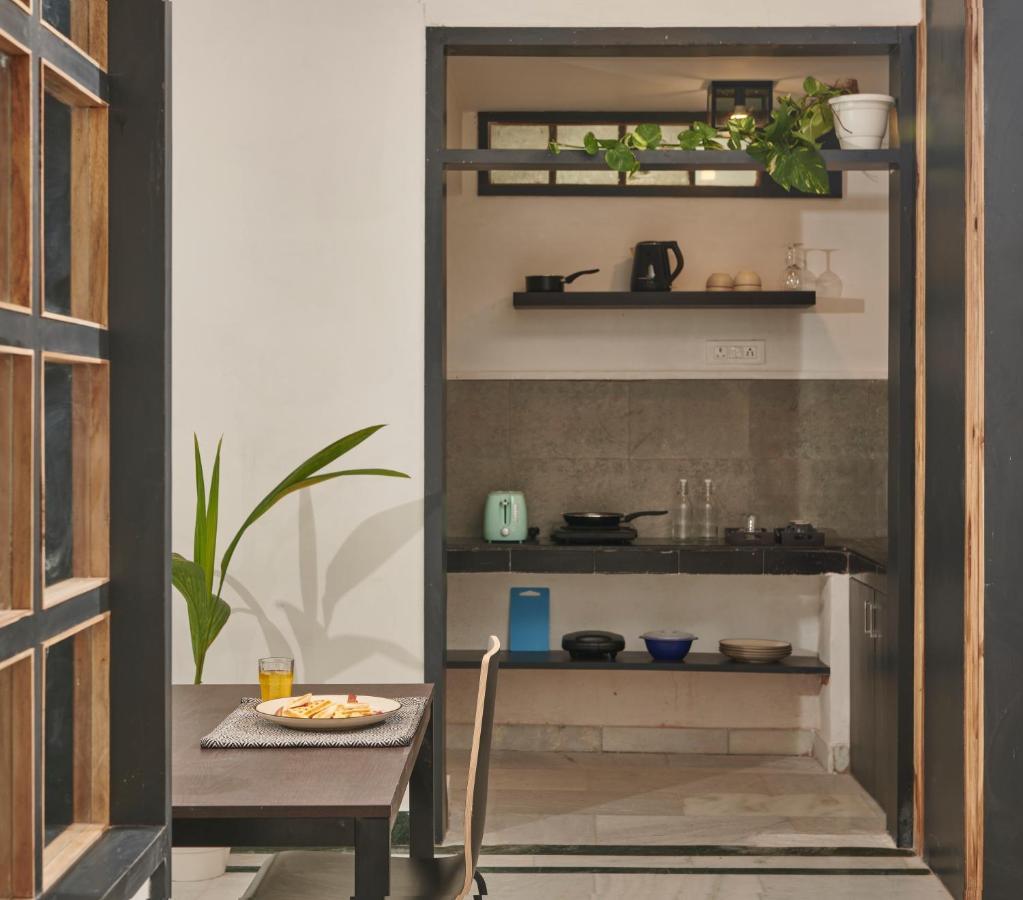Poshtel Vns Apartment Varanasi Exterior photo